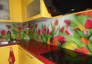 Скинали «Тюльпаны» (стекло Optiwhite, 6 мм,  закаленное, УФ-печать)